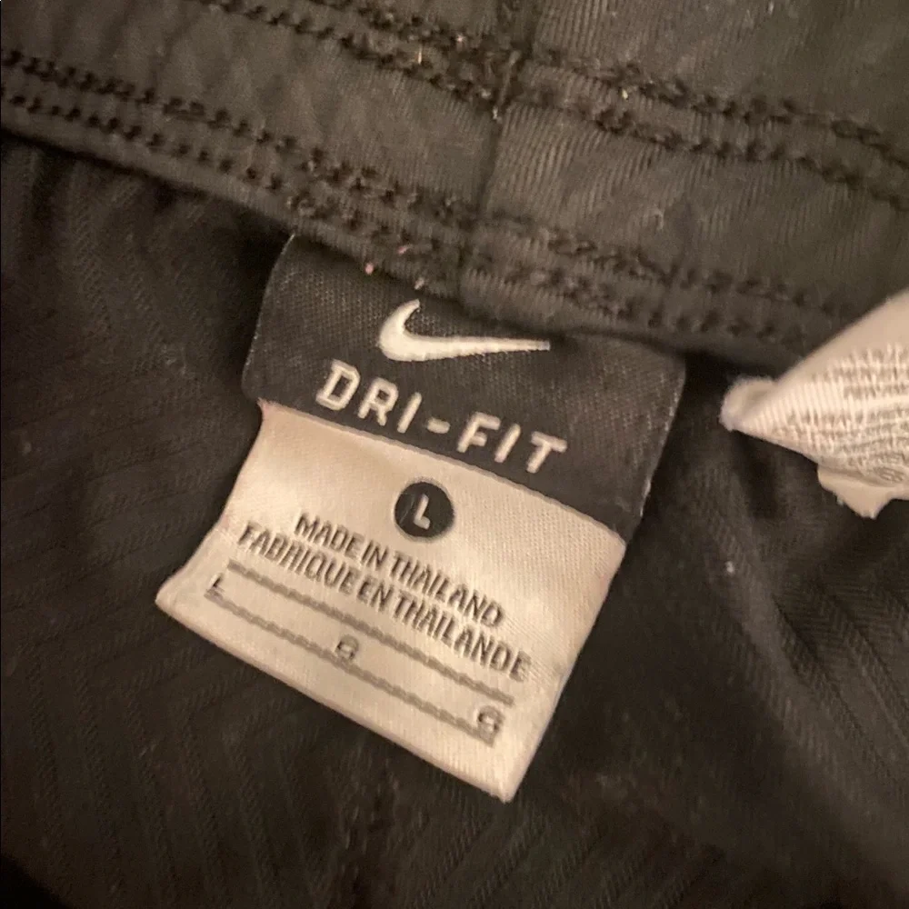 Nike Womens Livestrong Dri-Fit Mesh Shorts Sz L